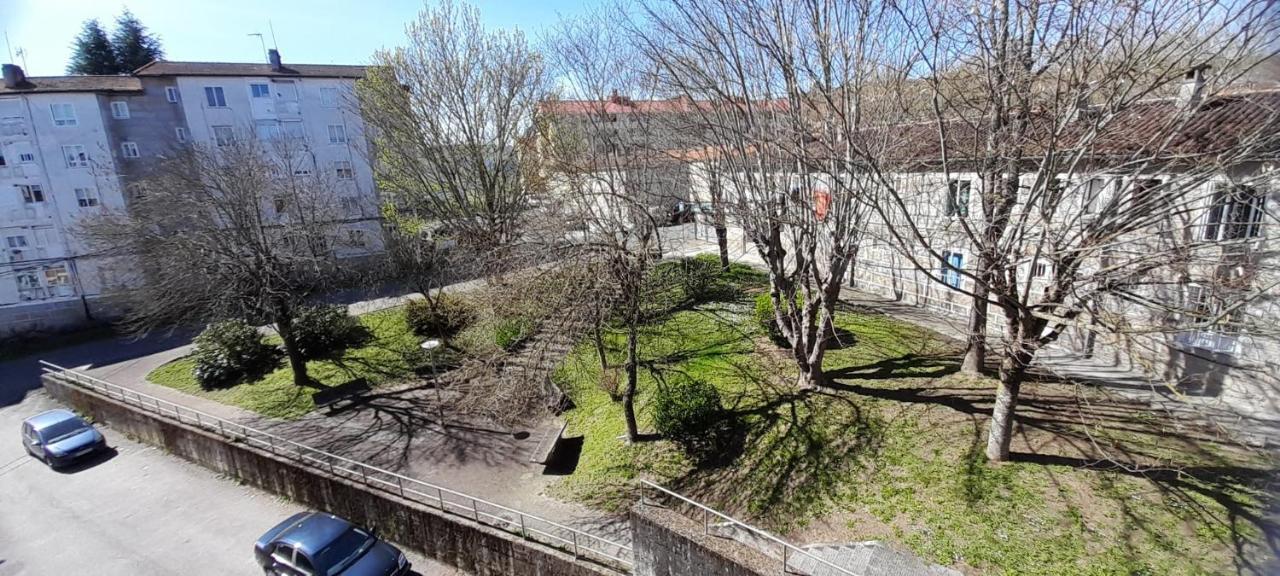 O Descanso Da Abella Apartment Ourense Exterior photo